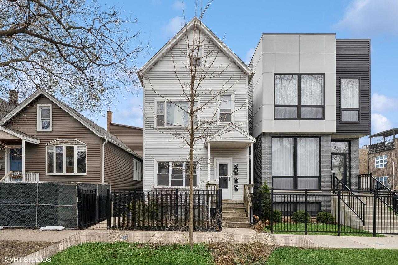 2531 W Lyndale St., Chicago, IL 60647