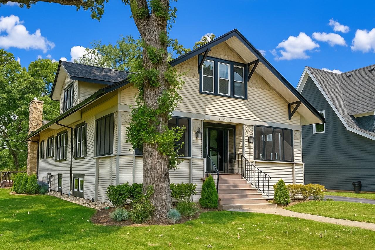246 S Oak St., Itasca, IL 60143