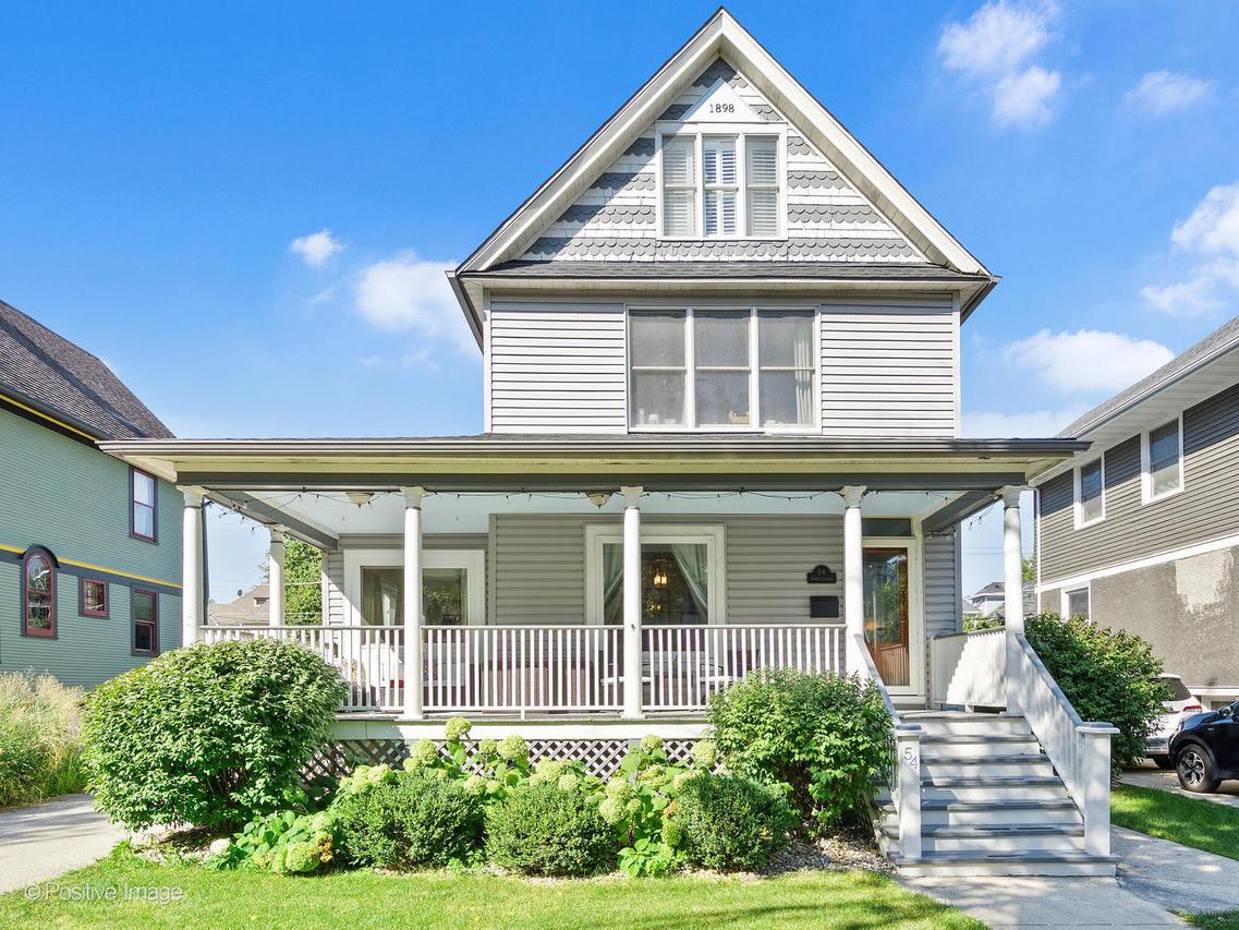 54 N Ashland Ave., La Grange, IL 60525