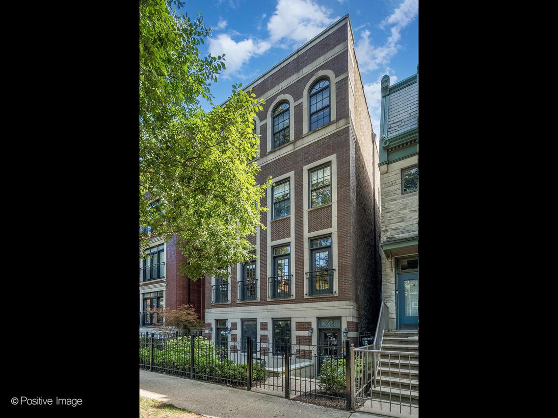 953 W Montana St. #1, Chicago, IL 60614