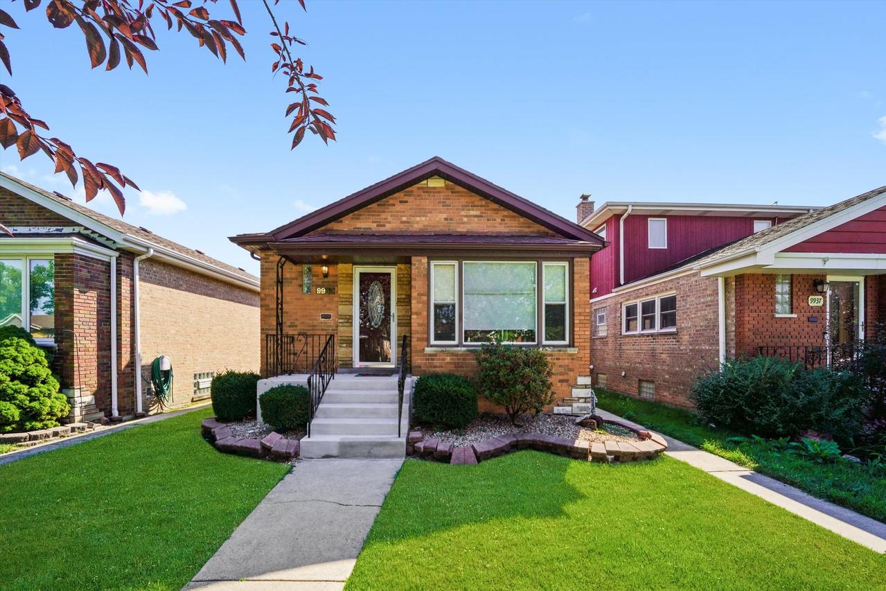 9933 S Fairfield Ave., Chicago, IL 60655