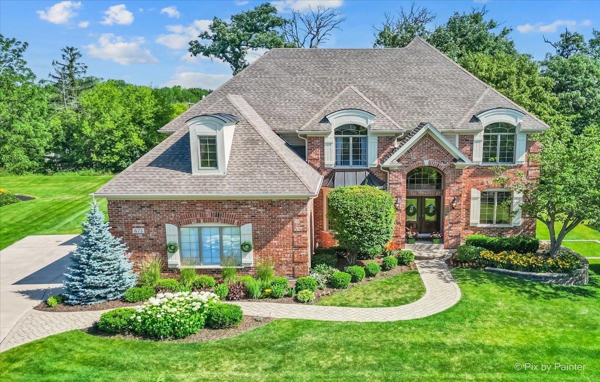 675 Oak Ln., South Elgin, IL 60177