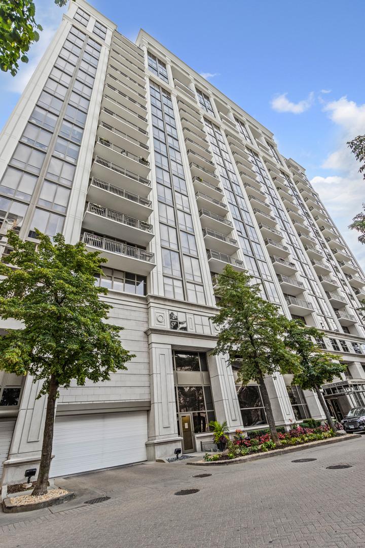 1335 S Prairie Ave. #1003, Chicago, IL 60605