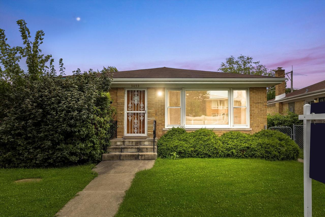 3457 Main St., Skokie, IL 60076
