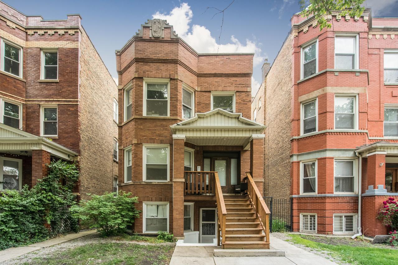3080 N Davlin Ct., Chicago, IL 60618