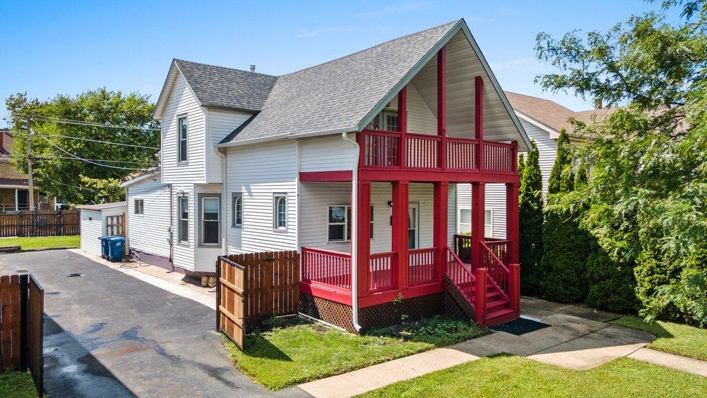 234 S 12th Ave., Maywood, IL 60153