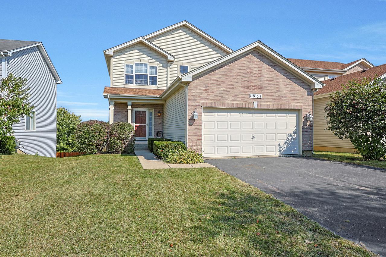 1851 S Hamlin Ln., Round Lake, IL 60073