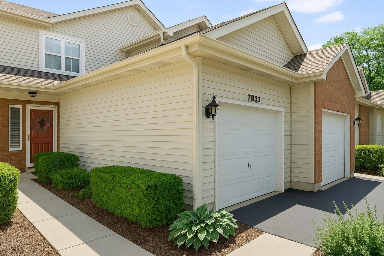 7833 Darien Lake Dr., Darien, IL 60561