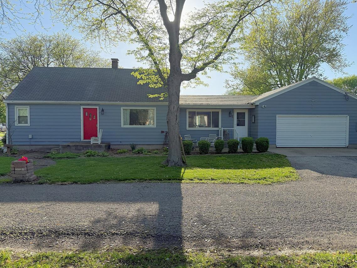 1901 Avenue H, Sterling, IL 61081