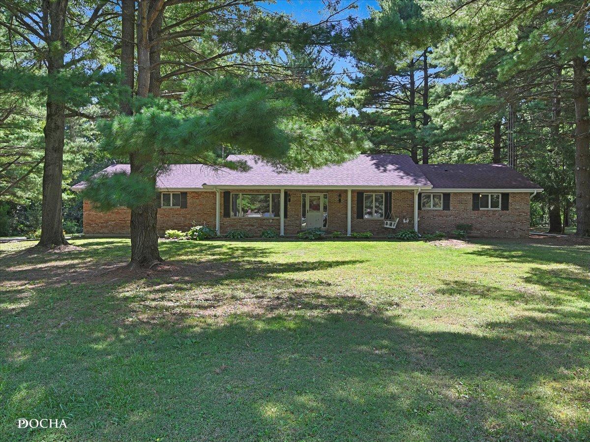171 Woodland Dr., Plano, IL 60545