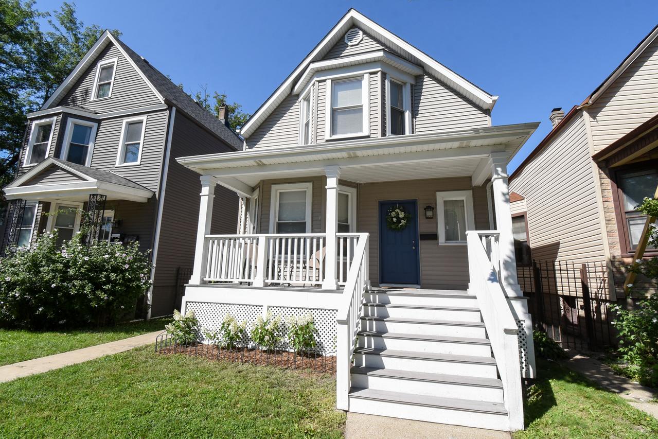 2204 N Kenneth Ave., Chicago, IL 60639