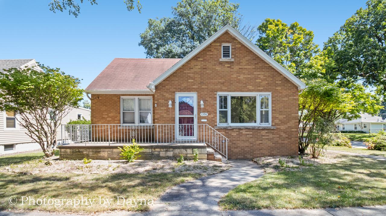1396 S 6th Ave., Kankakee, IL 60901