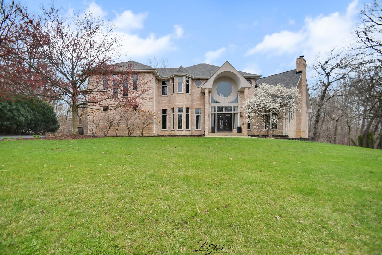 20602 Abbey Dr., Frankfort, IL 60423