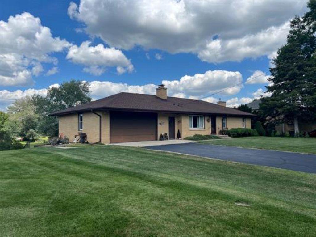 11224 Ventura Blvd., Machesney Park, IL 61115