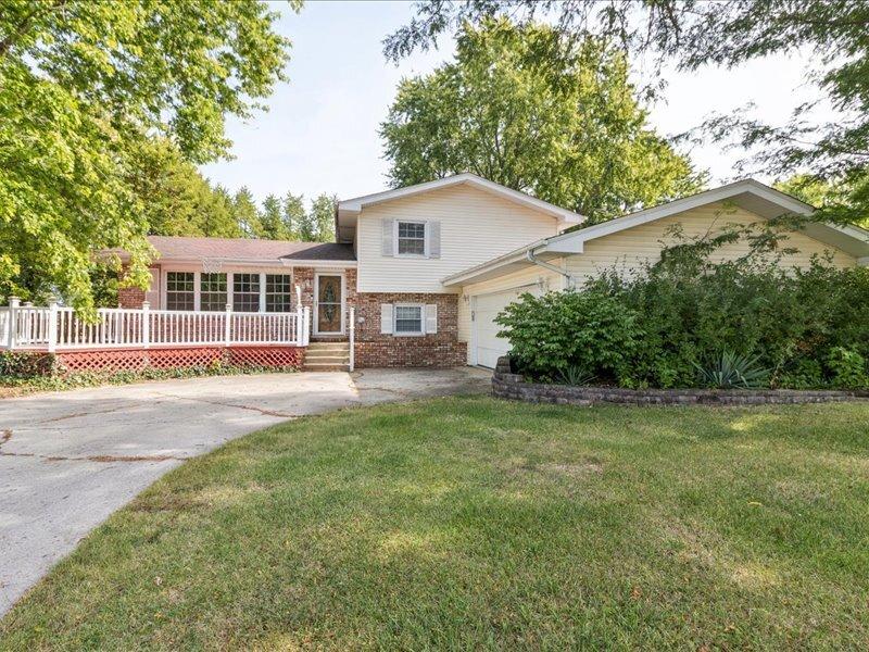 1920 Heather Ln., Joliet, IL 60431