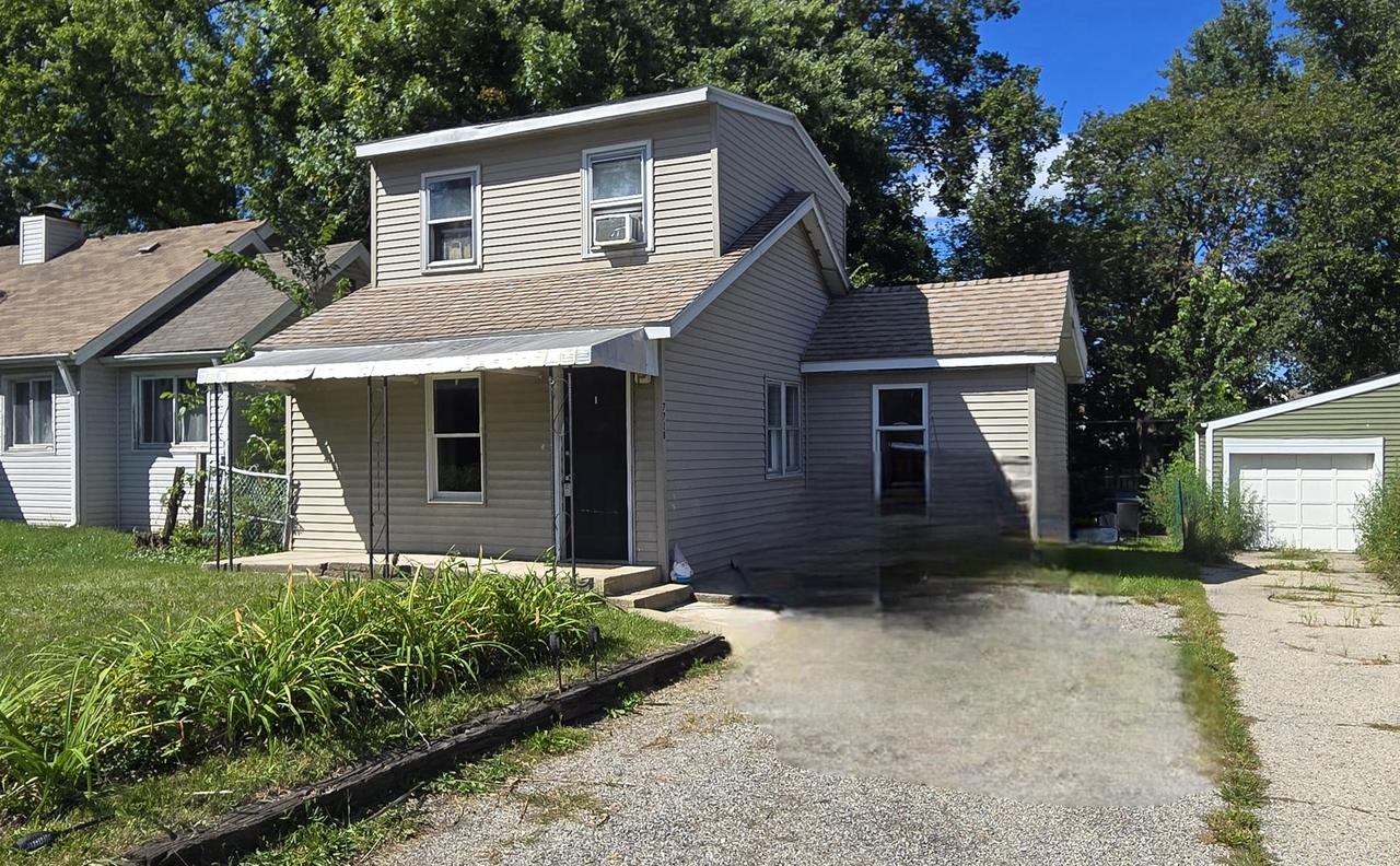 7718 Brook Dr., Wonder Lake, IL 60097