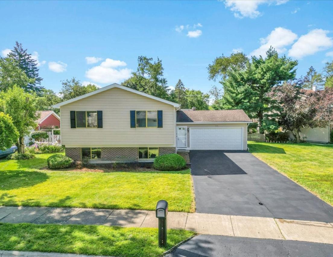 1111 Hunter St., Lombard, IL 60148