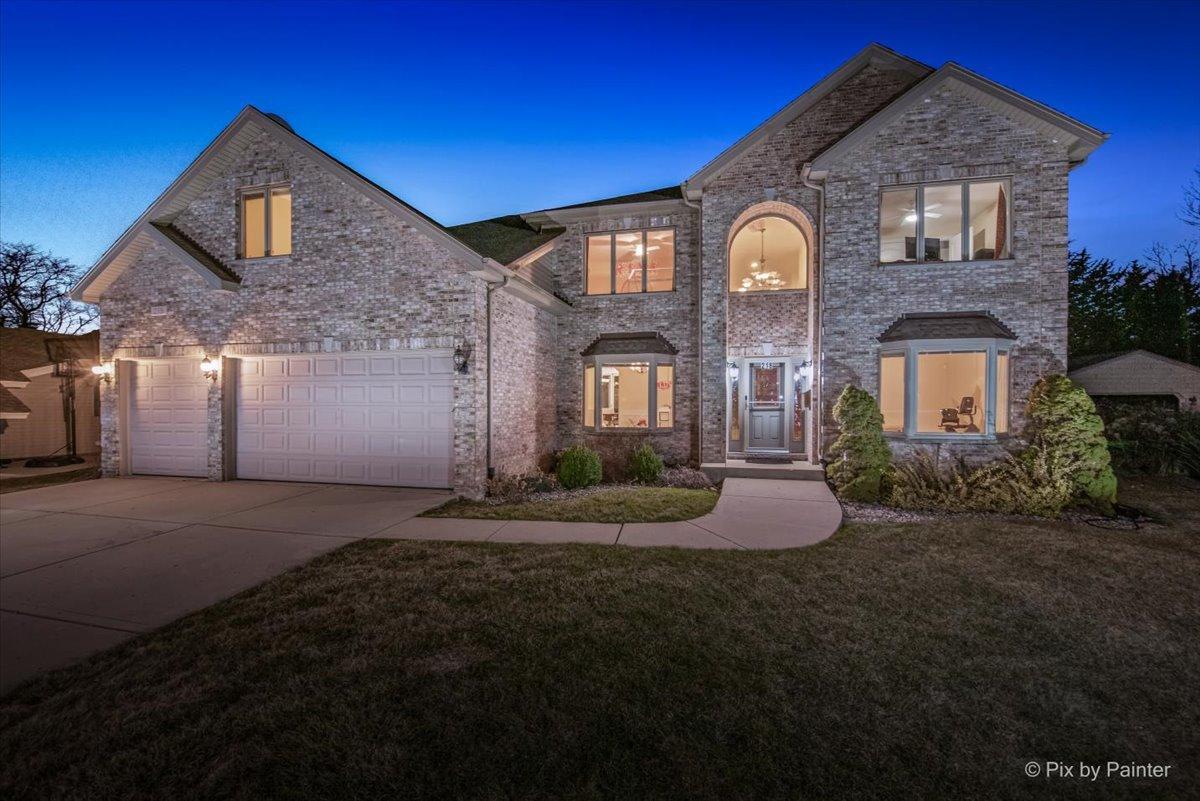 100 Westover Ln., Schaumburg, IL 60193