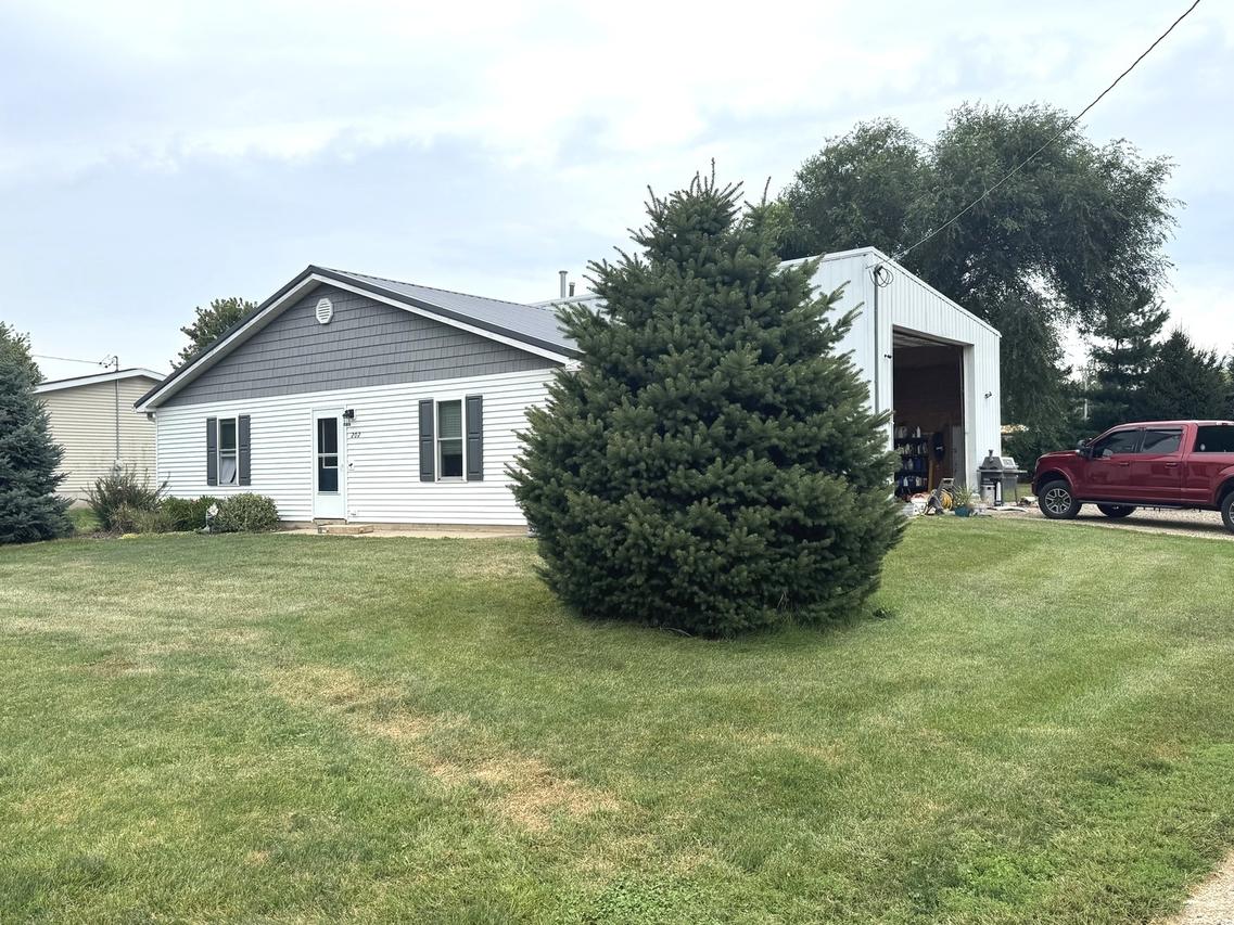 202 W Front St., Malden, IL 61337