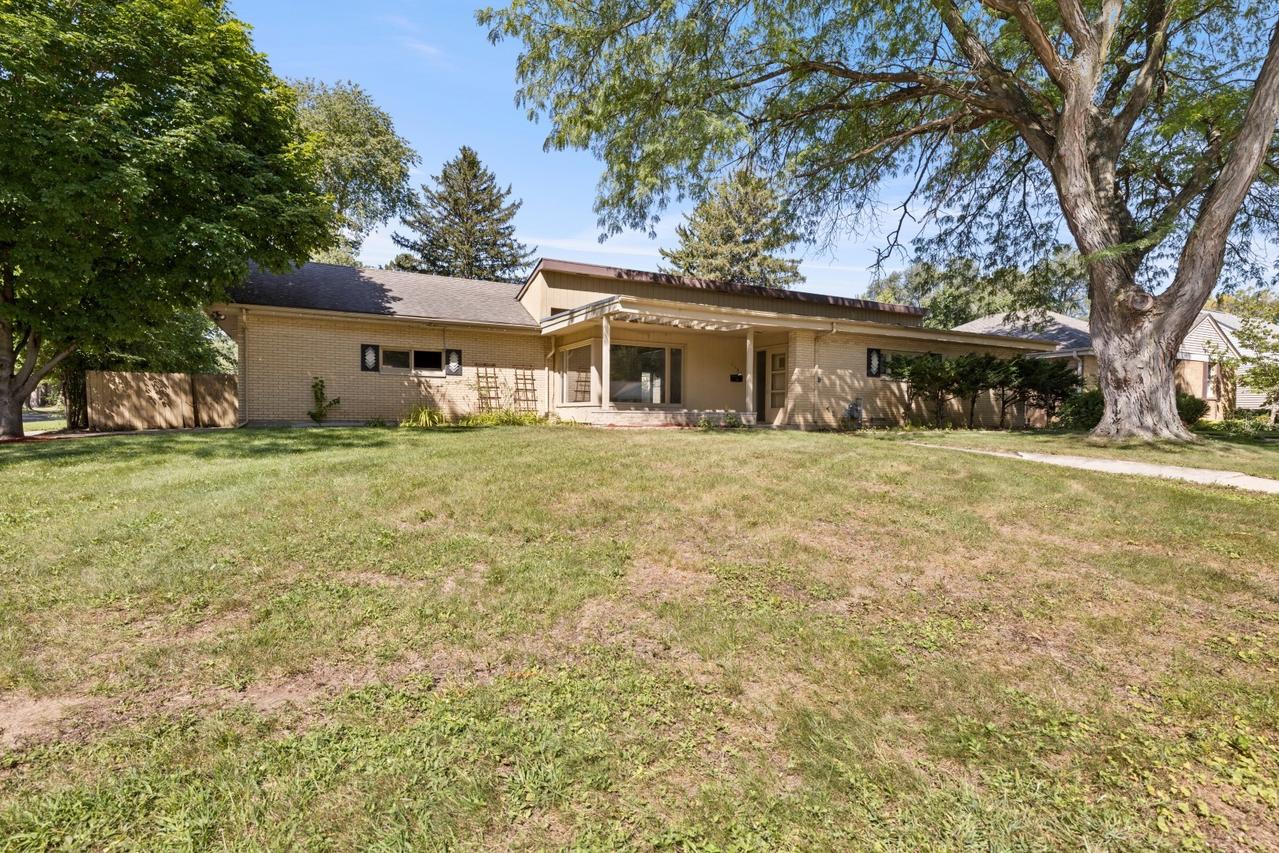 1104 Winthrop Ln., Rockford, IL 61107