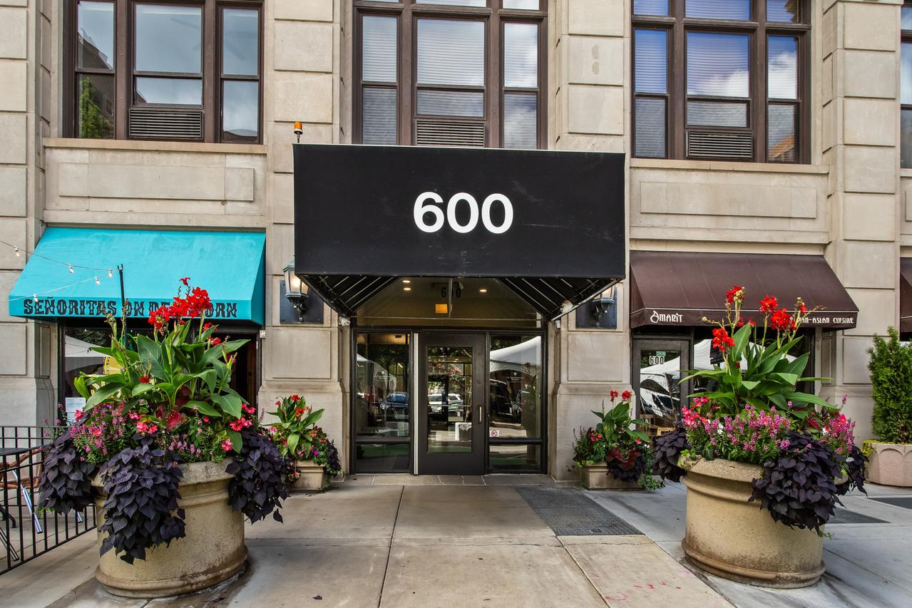 600 S Dearborn St. #1602, Chicago, IL 60605