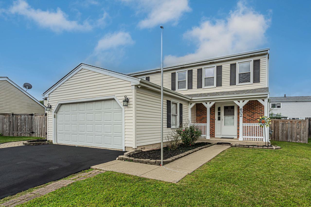 602 Oswego Dr., Carol Stream, IL 60188