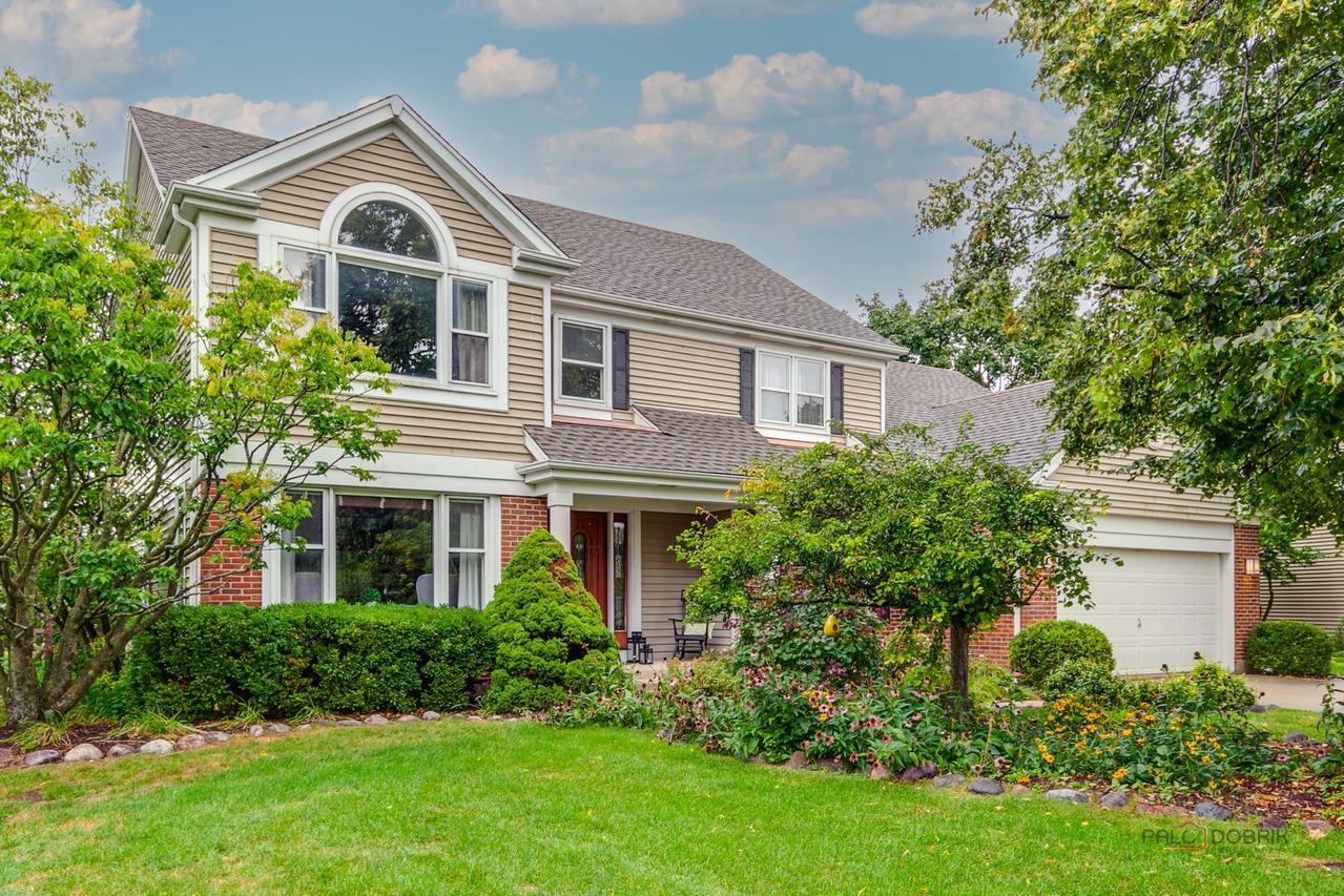 2861 Whispering Oaks Dr., Buffalo Grove, IL 60089