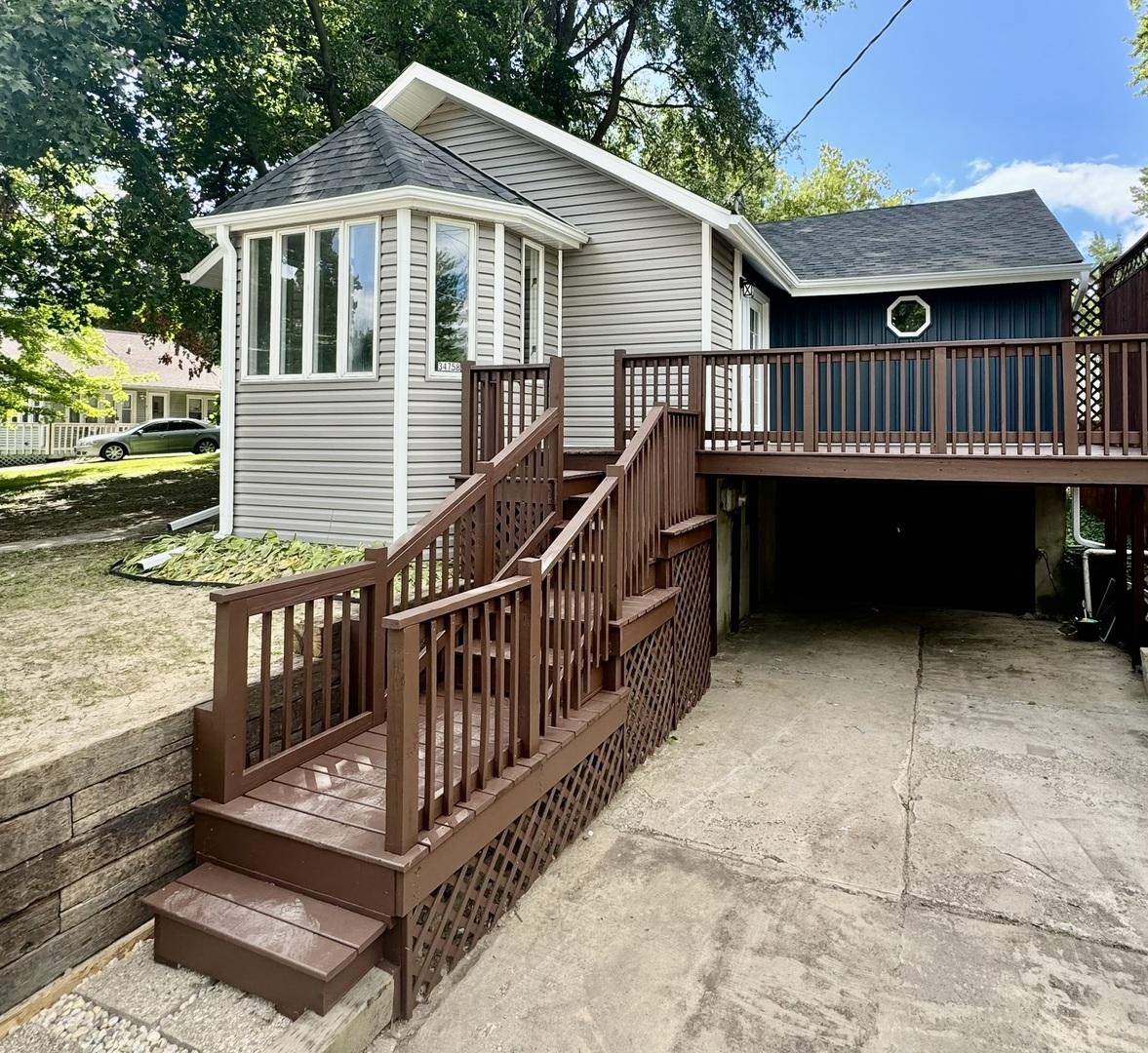 34758 N Forest Ave., Ingleside, IL 60041