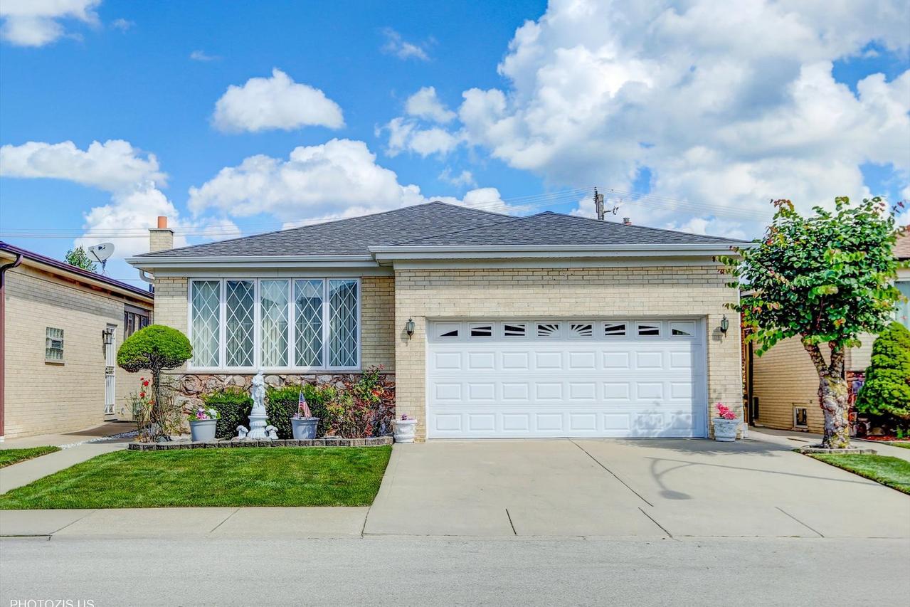 8434 W Brodman Ave., Chicago, IL 60656