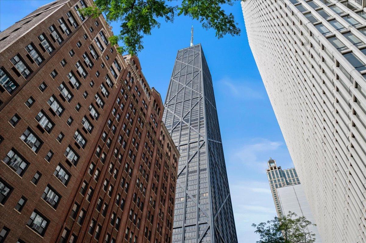 175 E Delaware Pl. #7910, Chicago, IL 60611