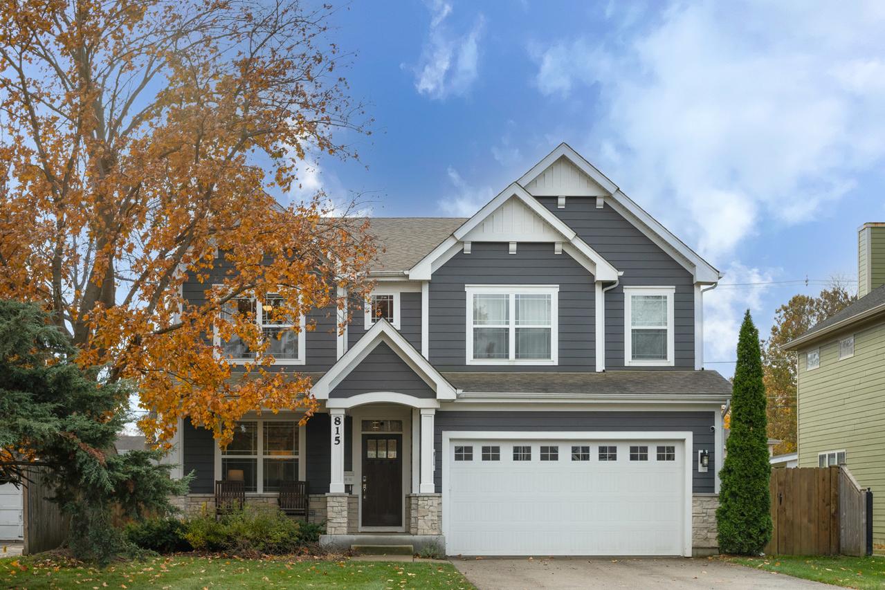 815 E Glendale Rd., Libertyville, IL 60048