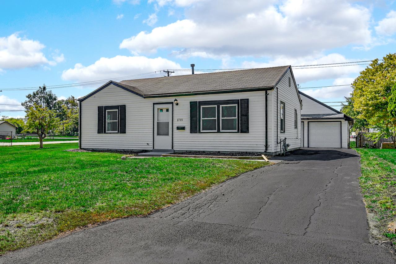 1715 Houston Ave., Joliet, IL 60433