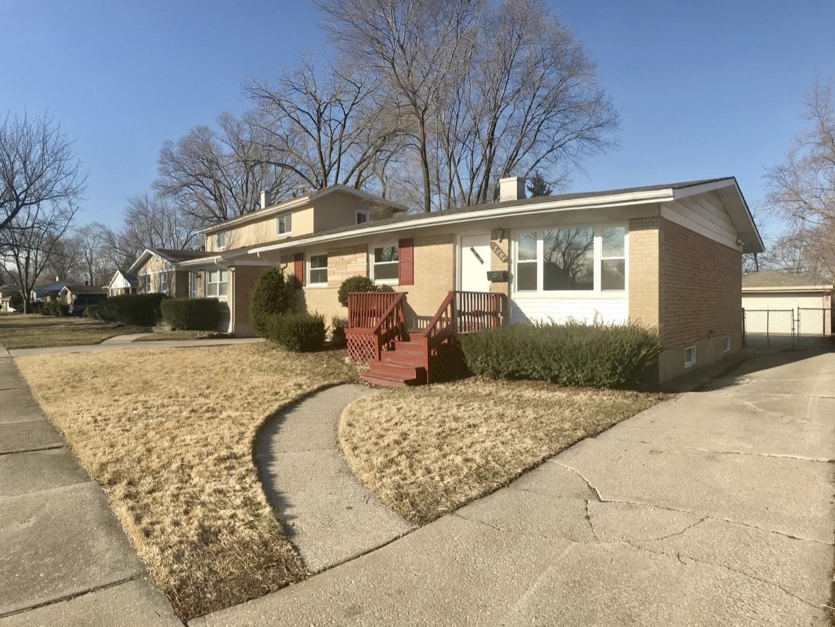 15666 Woodlawn East Ave., South Holland, IL 60473