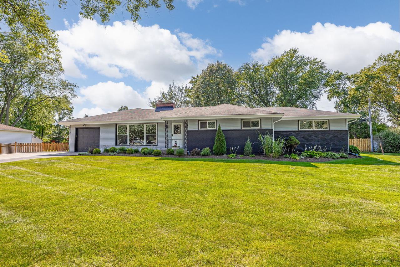 4140 Seeley Ave., Downers Grove, IL 60515