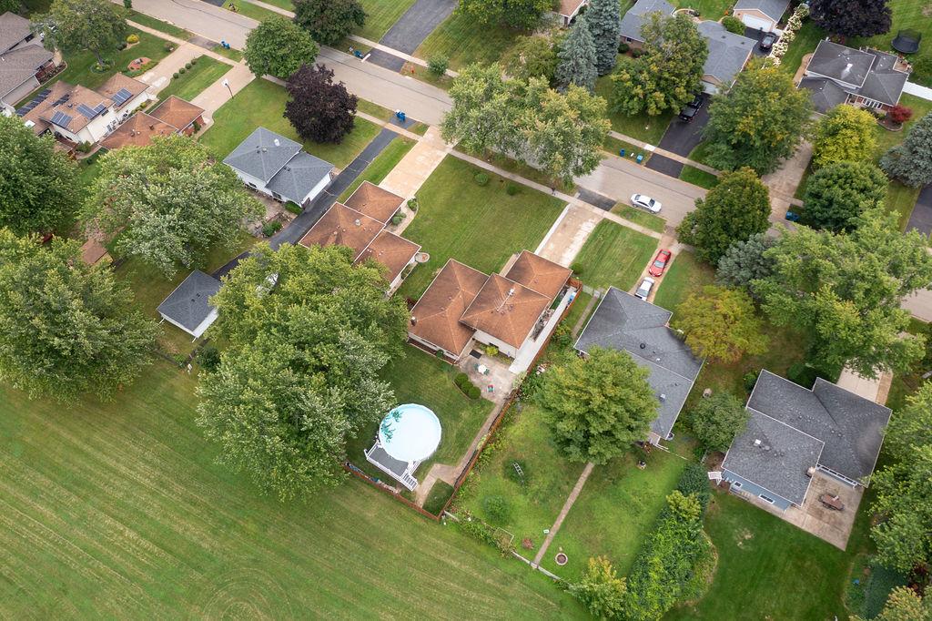 1038 Martingale Dr., Bartlett, IL 60103