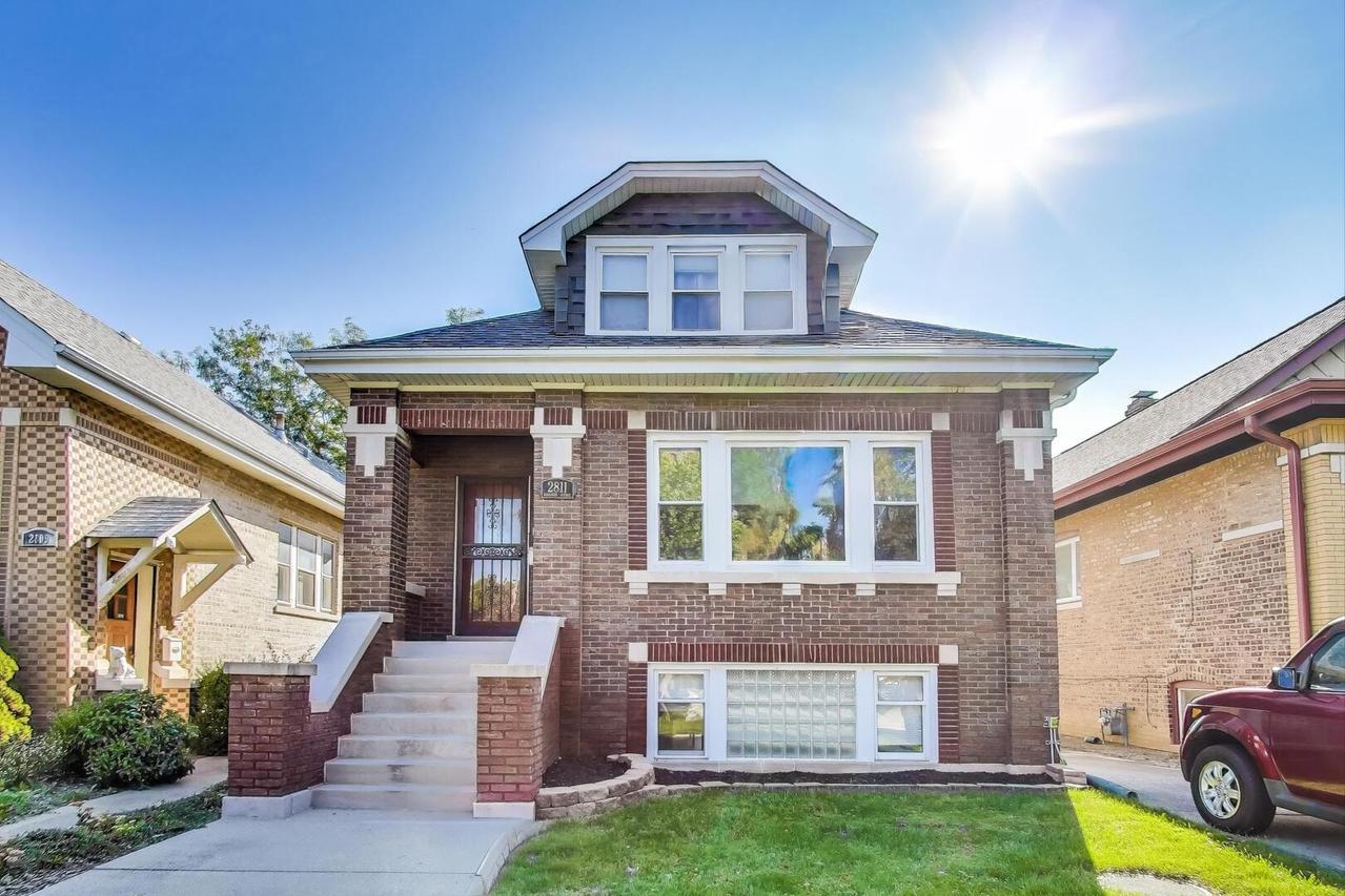 2811 Wisconsin Ave., Berwyn, IL 60402
