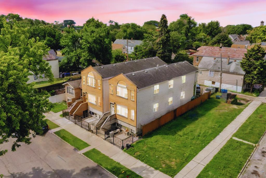 4936 S Loomis St., Chicago, IL 60609