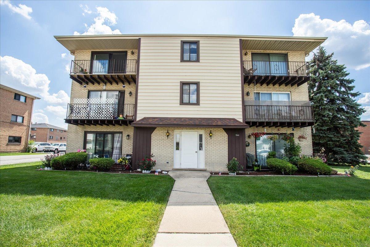7345 W 85th Pl. #3A, Bridgeview, IL 60455