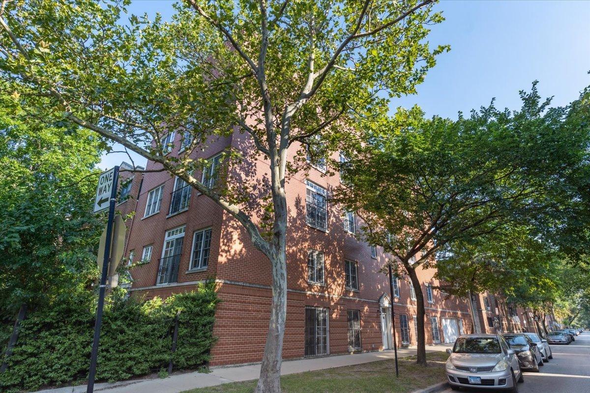 2855 N Mildred St. #3N, Chicago, IL 60657