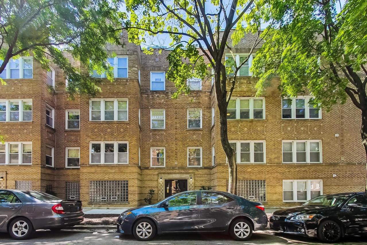 3055 W Sunnyside Ave. #1, Chicago, IL 60625