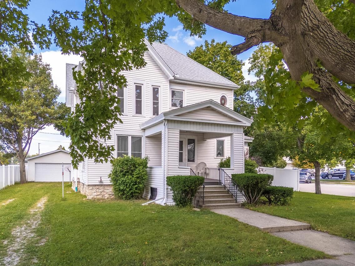 409 W Water St., Pontiac, IL 61764