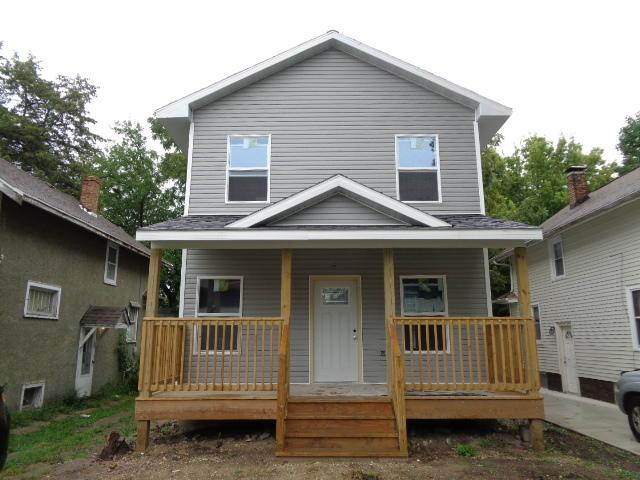 1906 S 4th St., Rockford, IL 61104
