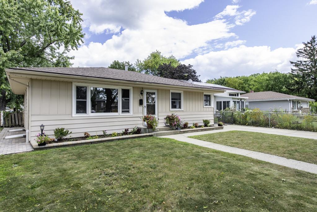 2305 Joppa Ave., Zion, IL 60099