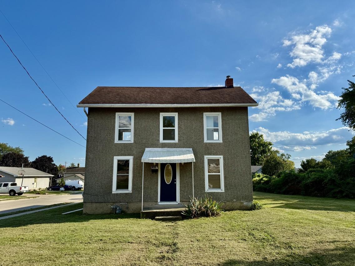 2302 1st St., Peru, IL 61354