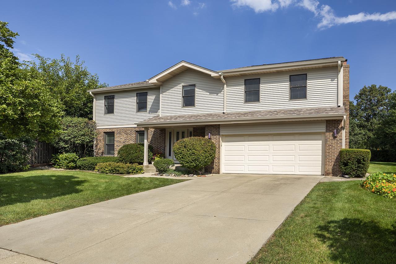 2814 Crimson Ct., Northbrook, IL 60062