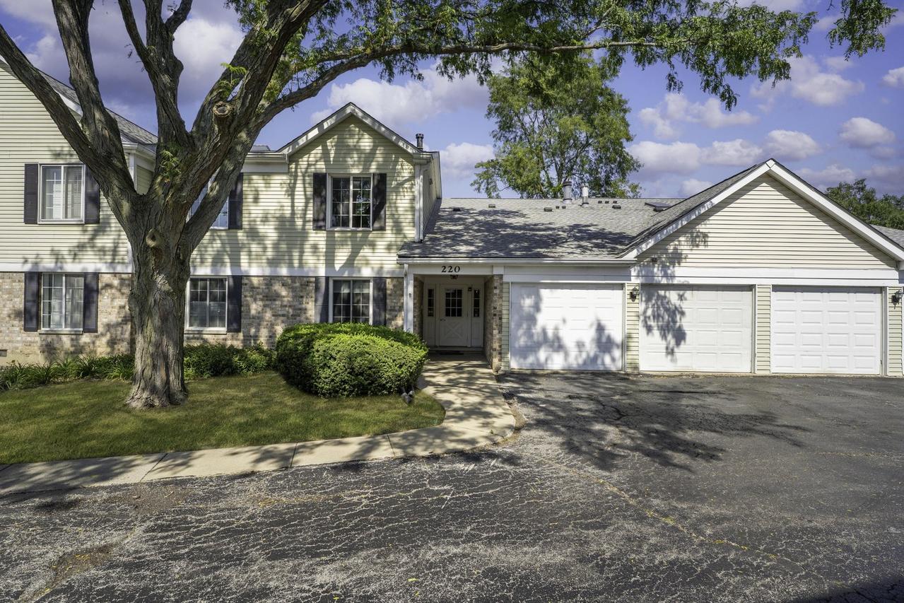 220 Memory Ln. #3, Westmont, IL 60559