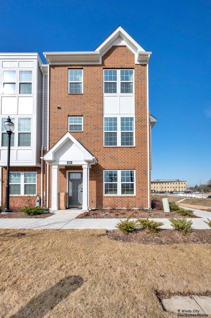 908 Jenkins Ct., Wheeling, IL 60090