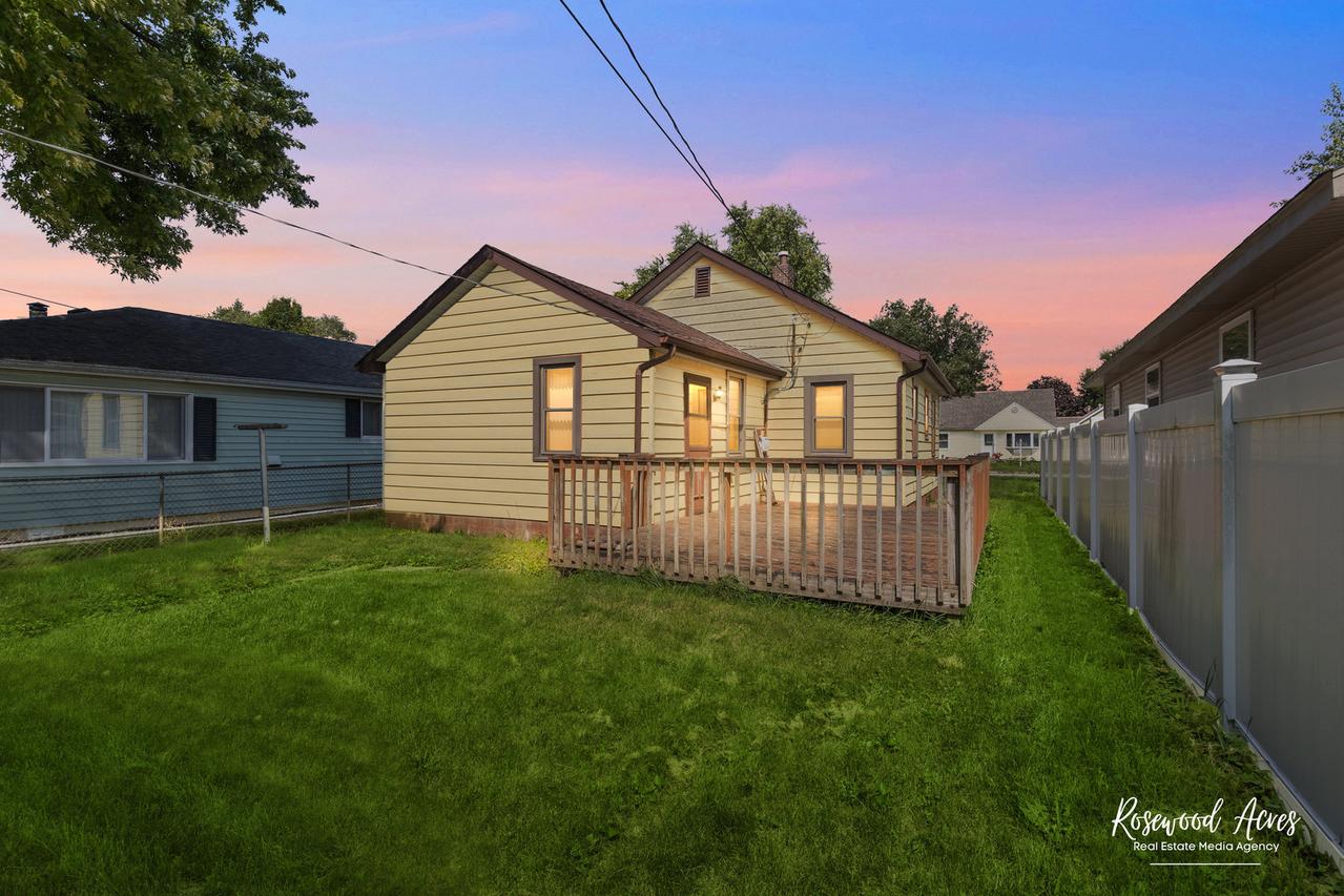 235 S Douglas Ave., Bradley, IL 60915