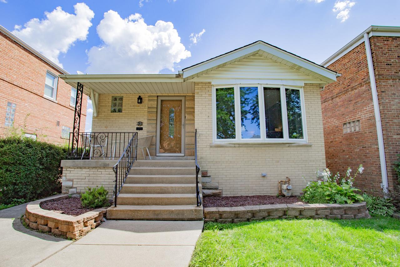 5131 N Newland Ave., Chicago, IL 60656