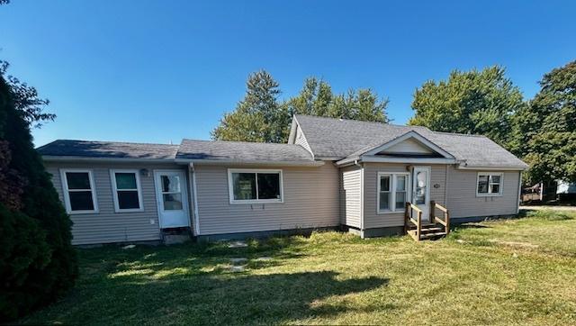 302 N East St., Ellsworth, IL 61737